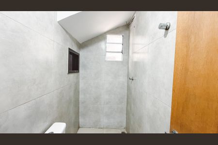 Casa para alugar com 33m², 1 quarto e sem vagaBanheiro
