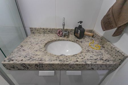 Apartamento para alugar com 62m², 2 quartos e 1 vagaBanheiro social 