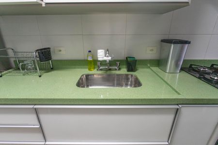 Apartamento para alugar com 62m², 2 quartos e 1 vagaCozinha 