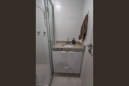 Apartamento para alugar com 62m², 2 quartos e 1 vagaBanheiro social 