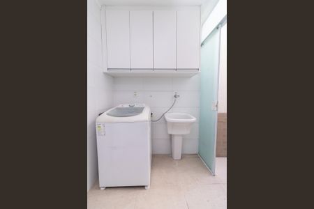 Casa à venda com 70m², 2 quartos e 2 vagasÁrea de Serviço