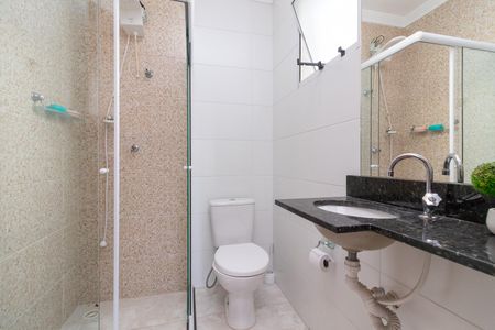 Casa à venda com 70m², 2 quartos e 2 vagasBanheiro da Suíte 1