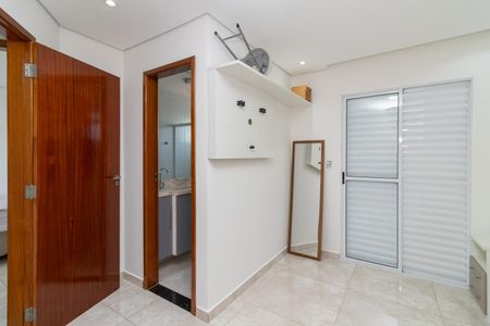 Casa à venda com 70m², 2 quartos e 2 vagasSuíte 2