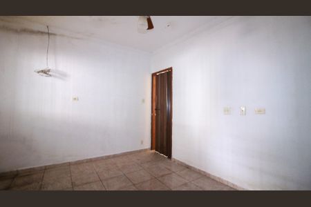 Casa à venda com 3 quartos, 148m² em Vila Tolstoi, São Paulo