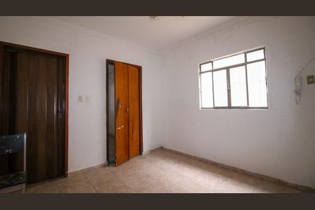 Casa à venda com 3 quartos, 148m² em Vila Tolstoi, São Paulo