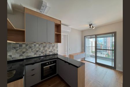 Sala/Cozinha de apartamento para alugar com 2 quartos, 47m² em Santo Amaro, São Paulo