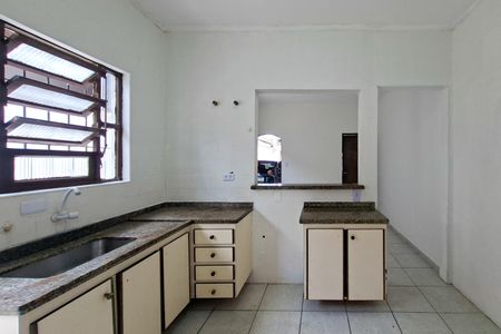 Casa para alugar com 125m², 3 quartos e 3 vagasCozinha 