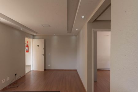 Sala de apartamento à venda com 2 quartos, 45m² em Vila Satúrnia, Campinas