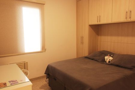 Quarto 1 de apartamento para alugar com 2 quartos, 114m² em Ponta da Praia, Santos