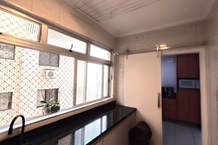 Apartamento para alugar com 114m², 3 quartos e 1 vagaÁrea de Serviço