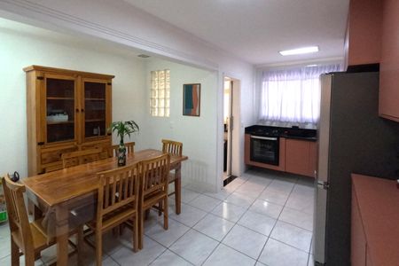 Apartamento para alugar com 114m², 3 quartos e 1 vagaCozinha