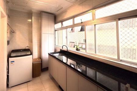 Apartamento para alugar com 114m², 3 quartos e 1 vagaÁrea de Serviço