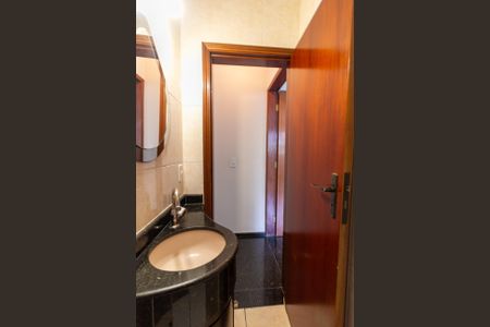 Casa à venda com 116m², 3 quartos e 3 vagas Casa à venda com 116m², 3 quartos e 3 vagasLavabo