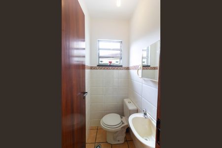 Casa à venda com 116m², 3 quartos e 3 vagas Casa à venda com 116m², 3 quartos e 3 vagasBanheiro de Serviço