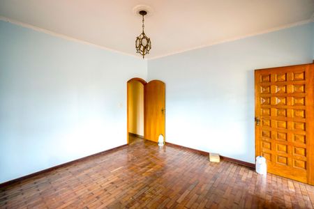 Casa à venda com 750m², 8 quartos e 4 vagasQuarto 03