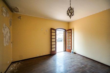 Casa à venda com 750m², 8 quartos e 4 vagasSuíte