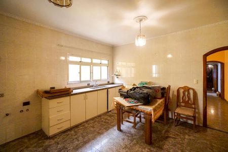 Casa à venda com 750m², 8 quartos e 4 vagasCozinha