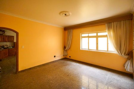 Casa à venda com 750m², 8 quartos e 4 vagasSala de jantar