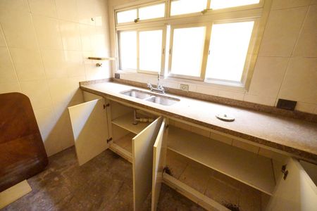 Casa à venda com 750m², 8 quartos e 4 vagasPia