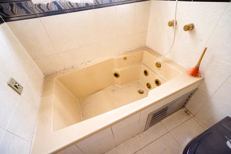 Casa à venda com 750m², 8 quartos e 4 vagasBanheira