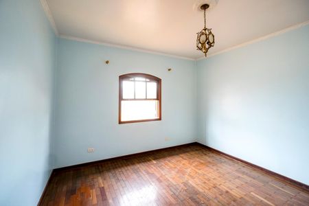 Casa à venda com 750m², 8 quartos e 4 vagasQuarto 03