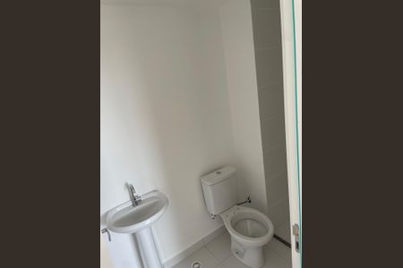 Banheiro de apartamento para alugar com 1 quarto, 35m² em Brás, São Paulo