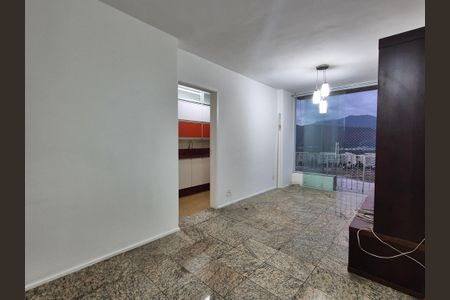 Apartamento para alugar com 53m², 2 quartos e 1 vagaSala 