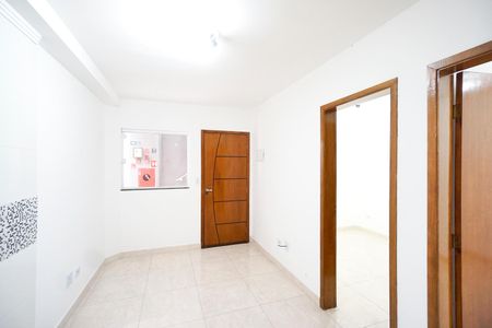 Sala e cozinha de apartamento à venda com 2 quartos, 40m² em Vila Nova Savoia, São Paulo