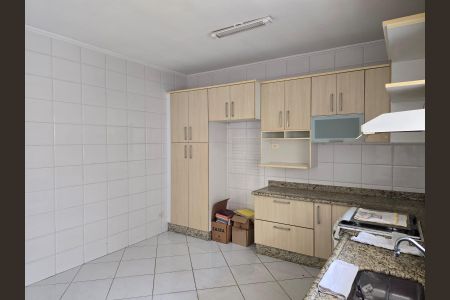 Casa para alugar com 120m², 3 quartos e 2 vagasCozinha
