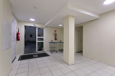 Apartamento para alugar com 52m², 2 quartos e 1 vaga Apartamento para alugar com 52m², 2 quartos e 1 vagaHall de Entrada