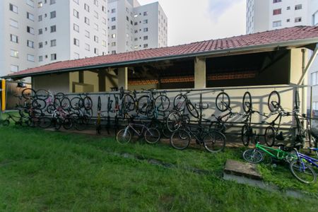 Apartamento para alugar com 52m², 2 quartos e 1 vaga Apartamento para alugar com 52m², 2 quartos e 1 vagaÁrea comum - Bicicletário