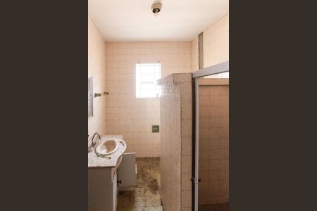 Casa para alugar com 300m², 1 quarto e 3 vagasBanheiro 1