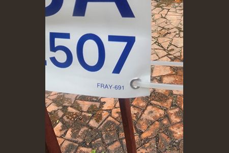 Casa para alugar com 300m², 1 quarto e 3 vagasPlaca