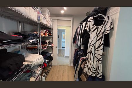 Apartamento à venda com 125m², 3 quartos e 3 vagasSuite 1 Closet