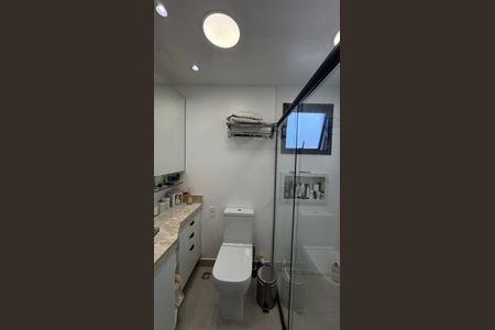 Apartamento à venda com 125m², 3 quartos e 3 vagasBanheiro da Suíte 1