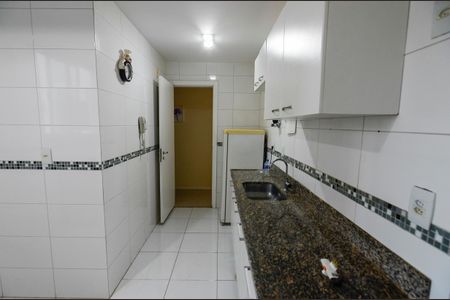 Apartamento para alugar com 105m², 3 quartos e 2 vagasCozinha
