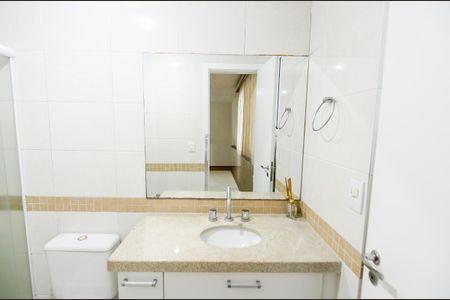 Apartamento para alugar com 105m², 3 quartos e 2 vagasBanheiro da Suíte