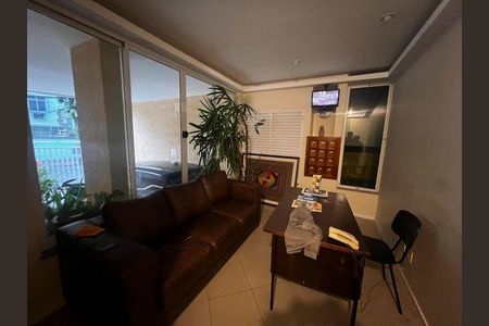 Apartamento para alugar com 105m², 3 quartos e 2 vagasHall