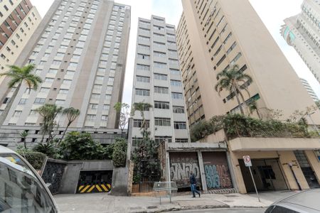 Studio à venda com 30m², 1 quarto e sem vaga Studio à venda com 30m², 1 quarto e sem vagaFachada