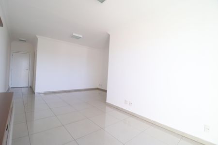 Sala de apartamento para alugar com 3 quartos, 93m² em Brasil, Uberlândia