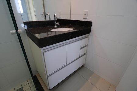 Apartamento para alugar com 93m², 3 quartos e 2 vagasBanheiro Social