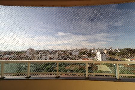 Sacada de apartamento para alugar com 3 quartos, 93m² em Brasil, Uberlândia