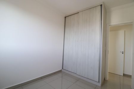Quarto 1 de apartamento para alugar com 3 quartos, 93m² em Brasil, Uberlândia