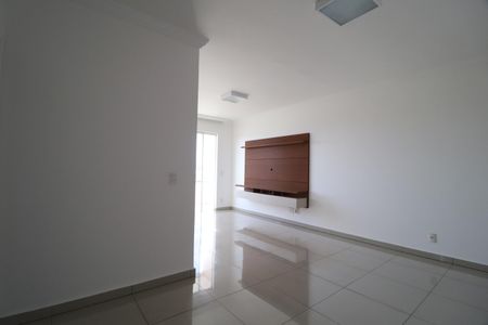 Sala de apartamento para alugar com 3 quartos, 93m² em Brasil, Uberlândia