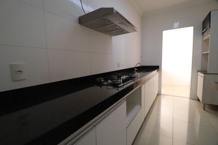 Apartamento para alugar com 93m², 3 quartos e 2 vagasCozinha