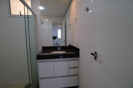Apartamento para alugar com 93m², 3 quartos e 2 vagasBanheiro Social