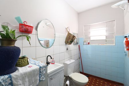 Casa à venda com 60m², 2 quartos e sem vagaBanheiro