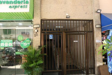 Apartamento à venda com 51m², 2 quartos e sem vagaFachada e portaria