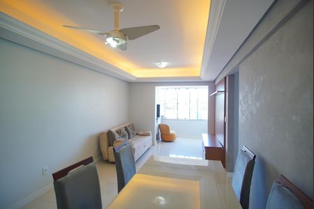 Sala de apartamento para alugar com 2 quartos, 80m² em Bom Jesus, Porto Alegre