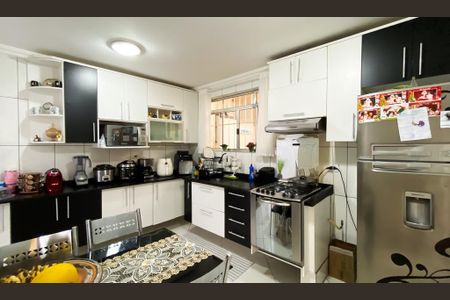 Casa à venda com 250m², 2 quartos e 3 vagasCozinha